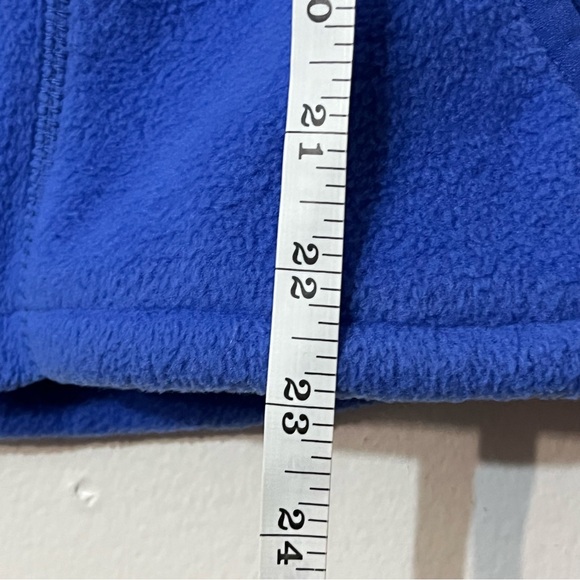 Woolrich Women’s Royal Blue Fleece Vest - Picture 10 of 10